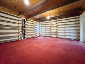 Photo 23- click for photo gallery